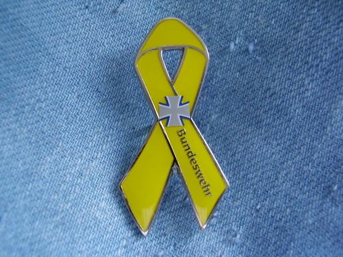 Pin bundeswehr gelbe schleife - bundeswehr,