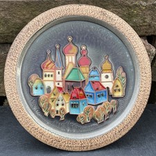 Großer Wandteller aus der