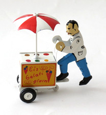 BLECHSPIELZEUG TUCHER +