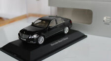 1:43 MERCEDES E KLASSE W212 AVANTGARDE  ab 2009  SCHWARZ  SEHR SELTEN  OVP