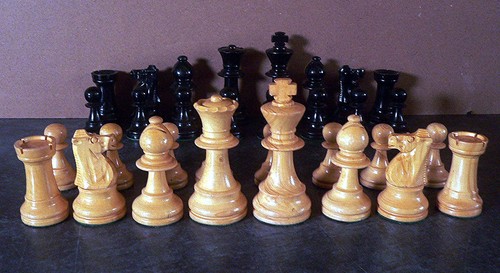 Vintage lardy france staunton - lardy,