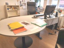 Profi-Büro-Schreibtisch
