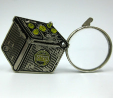 alte Werbe - Lupe VARTA Auto Batterie Werbeartikel Taschenlupe wohl um 1950