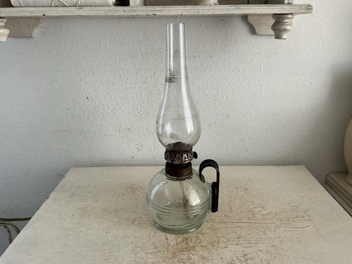 Alte petroleumlampe öllampe - petroleumlampe,