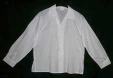 Weiße Bluse/ Hemd mit Blumenmotiv, Langarm, Gr. 40-42, Chic &Elegant,Neu ohne Et
