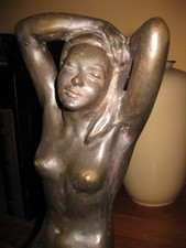 Schwere Bronze Figur weiblicher Akt Frau Mädchen Ille Middendorf Unikat