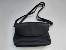 Handtasche / Schwarz / Karstadt / Neuwertig / Leder s. Bilder