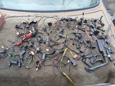 Ca. 100 Steckergehäuse aus Mercedes-Benz E 320 W124 W 124 1994