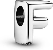 Pandora buchstabe - buchstabe, f