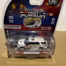 FORD Explorer - NYPD Pride