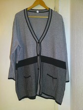 Schickes Twin-Set Gr. 52 Pullover und Jacke
