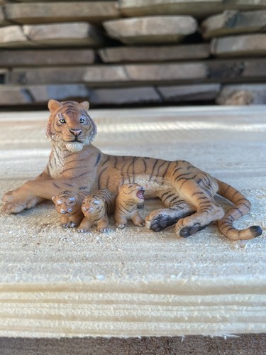 Papo liegende tigerin mit - papo,