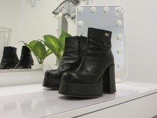 Buffalo London Plateau Boots