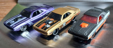 Hot wheels dodge challenger - wheels, /