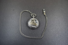 neuwertige Savonette Taschenuhr und Kette von BUGOR Quarz. Eisenbahneruhr.