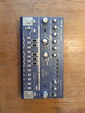 BEHRINGER TD-3 Analog