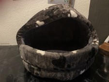 Katzen/ Hunde Höhle Bett Ruheplatz von Karlie 50x46x40 cm kaum genutzt NP 59€