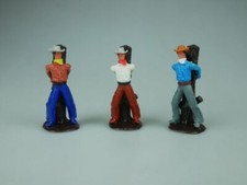 Elastolin Hausser Steckfiguren 3x Gefangener am Baumstamm  114279