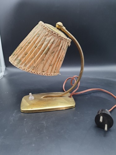 Alte schöne tischlampe - alte,