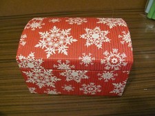 Weihnachten :  hübsche Pappkiste mit Deckel