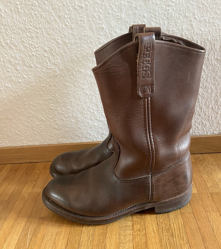 Red wing shoes - wing,