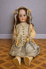 Große antike Puppe UNIS