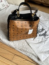 MCM Damen Schultertasche Leder