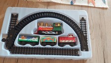 Weihnachts-Kinder-Eisenbahn Batterie betrieben in OVP 