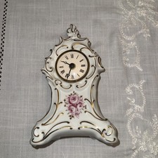 Weimar Porzellan Kaminuhr Rose