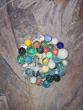 Ca.44 Stk GLASKUGELN, MURMELN, ca.40 kleine und 4 große 