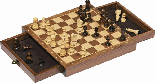 Magnetisches schachspiel mit - magnetisches,