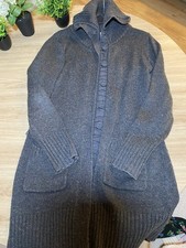 Graue Strickjacke, Größe 40