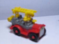 Oldtimer Feuerwehrauto 1987 - Mannschaftswagen Sitze grau