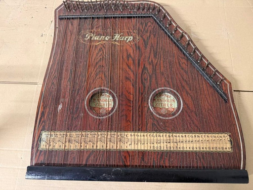 Piano harp mandolin zither - piano,