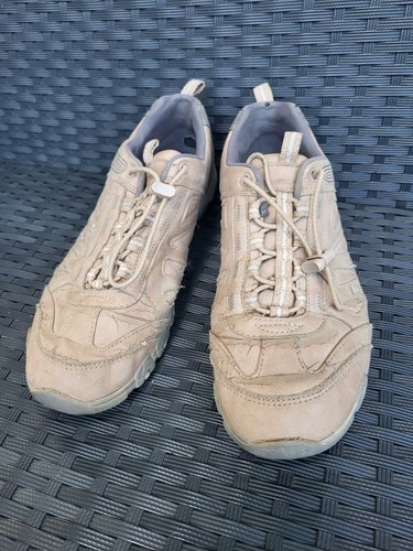 Getragene damenschuhe sneakers - damenschuhe,