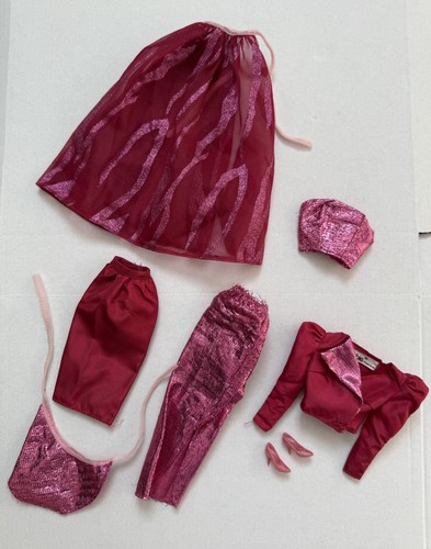 Barbie spectacular fashions - barbie,