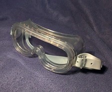 UVEX   Schutzbrille (alter Lagerbestand ) Vollsichtbrille Schutzbrille