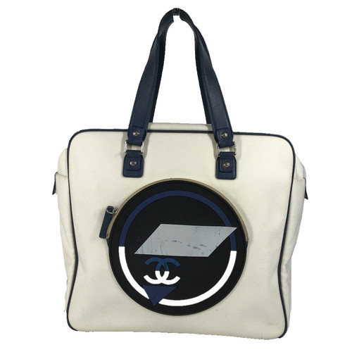 Chanel airline mark logo - cc,