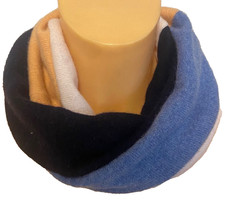 LEAVE YOUR HAT ON  Loop Schal