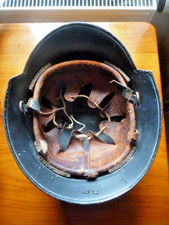 Deutscher Stahlhelm komplett German Helmet Tarnnetzbefestigungen