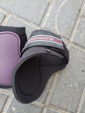 Streichkappen Hinten Und Fliegemaske Pony 