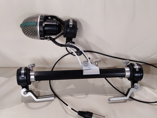 May bass drum - bass, mic
