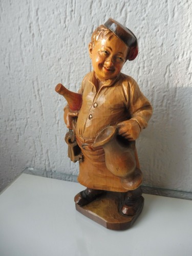 Schöne alte holzfigur - alte,