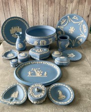 Wedgwood weiss auf blau jaspis - blau,