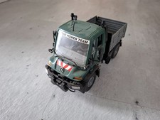 Mercedes-Benz Unimog dunkelgrün - mit Pritsche, 1:24, Dickie Toys, Tuning