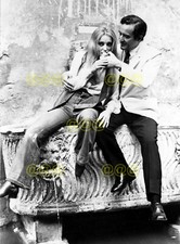 Foto - Sharon Tate & Luciano Lucignani, Rom, "Die dreizehn Stühle", 1969