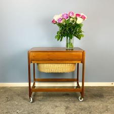 Nähkästchen BR Gelsted Denmark rollbar Teak glänzend restauriert 1960er Jahre