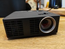 Optoma ML750e Beamer Projektor * WXGA * Led mini Dlp - Nur 90 Stunden gelaufen 