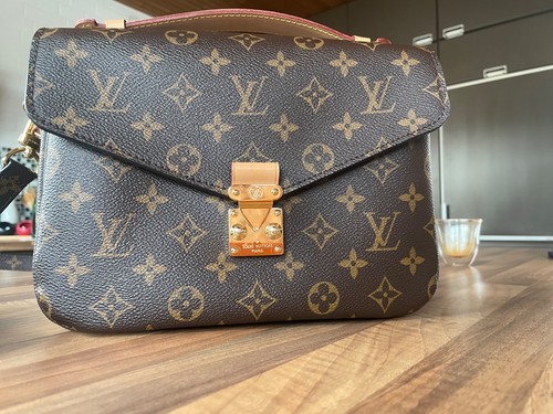 Louis vuitton pochette métis - vuitton,