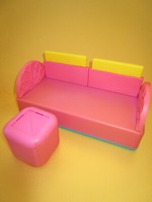 BZ-65)ALTES SOFA MIT TISCH ZUR